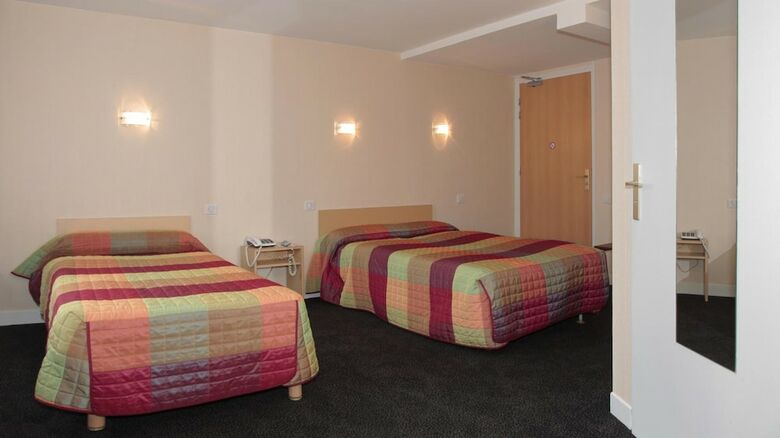 Hotel H�tel Sainte Suzanne