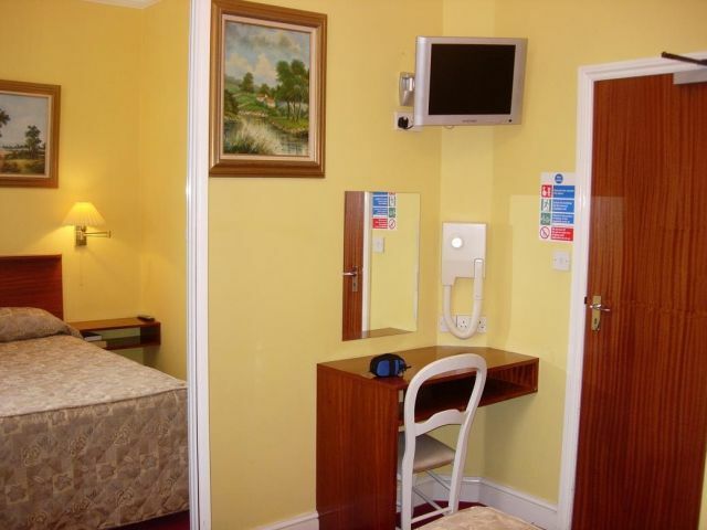 St. George`s Hotel Victoria