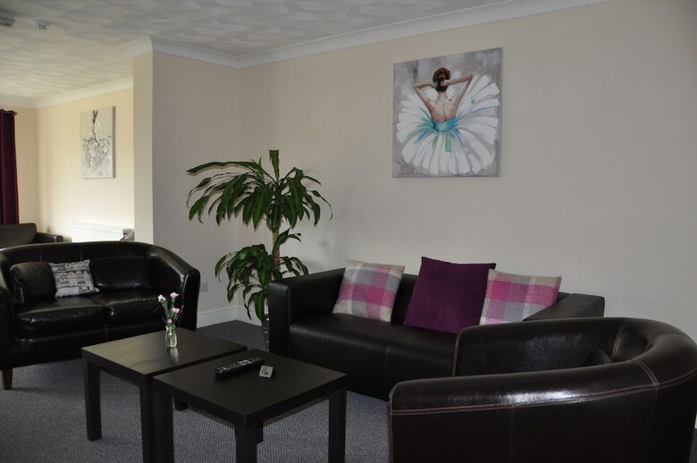 Hostal The Regent Guest House