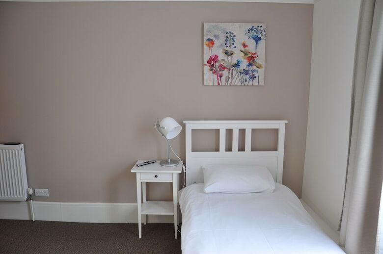 Hostal The Regent Guest House