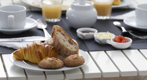 Hostal Domus 26 Guesthouse - B&B