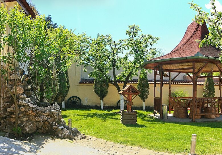Hostal Pensiunea Cristina