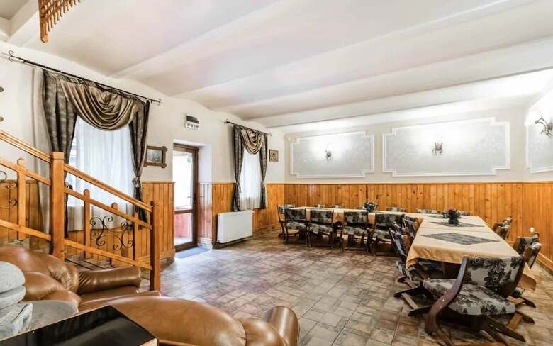 Hostal Pensiunea Cristina