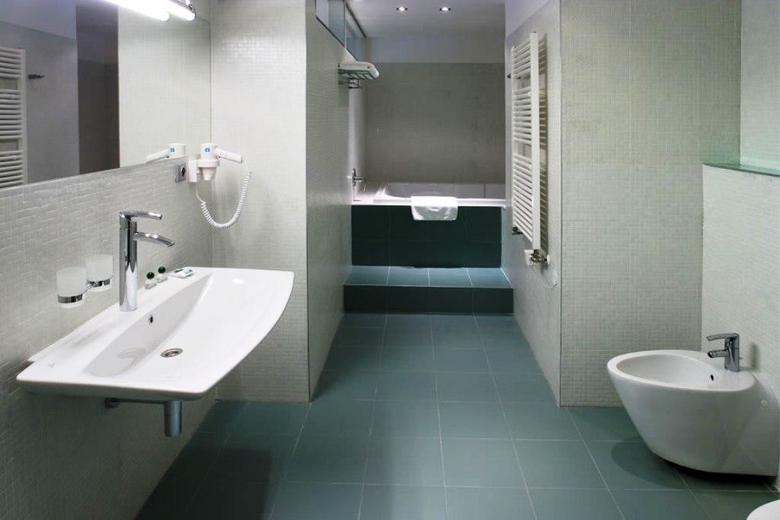 Prague Inn Hotel