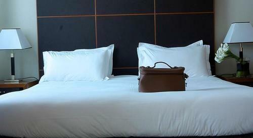 Hotel Goldstar Resort & Suites