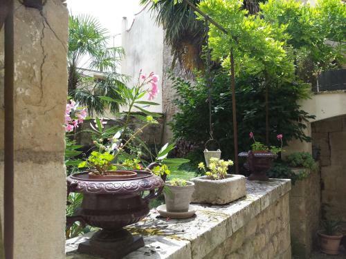 Hostal Beaux Esprits Chambres D'h�tes Et S�minaires