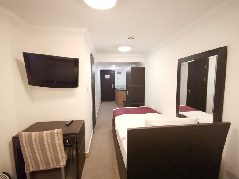 The Hyde Park Hotel