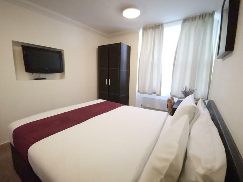 The Hyde Park Hotel