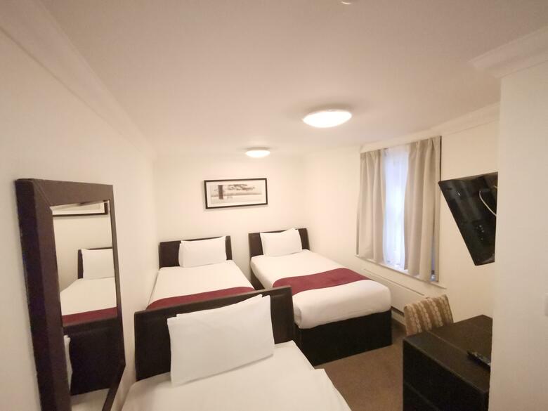 The Hyde Park Hotel