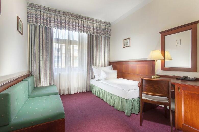 Hotel Lunik