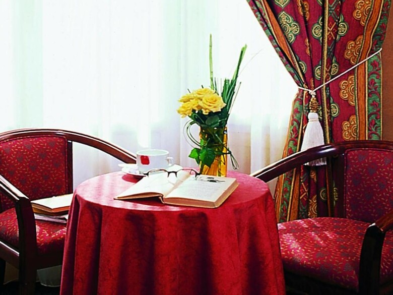 Hotel H�tel Artemisia Montmartre
