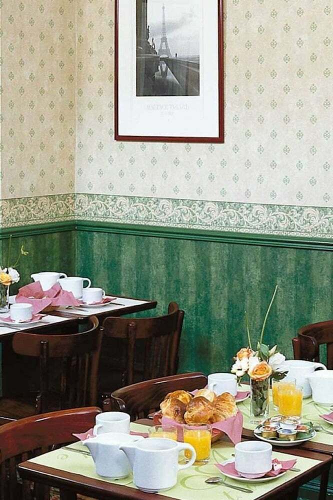 Hotel H�tel Artemisia Montmartre