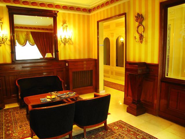 Hotel Touring