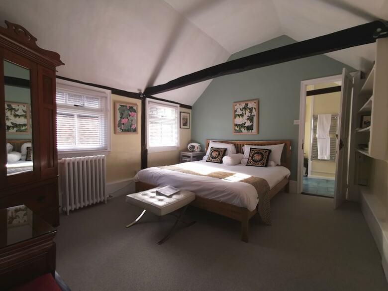 Bed & Breakfast Little Dane Court