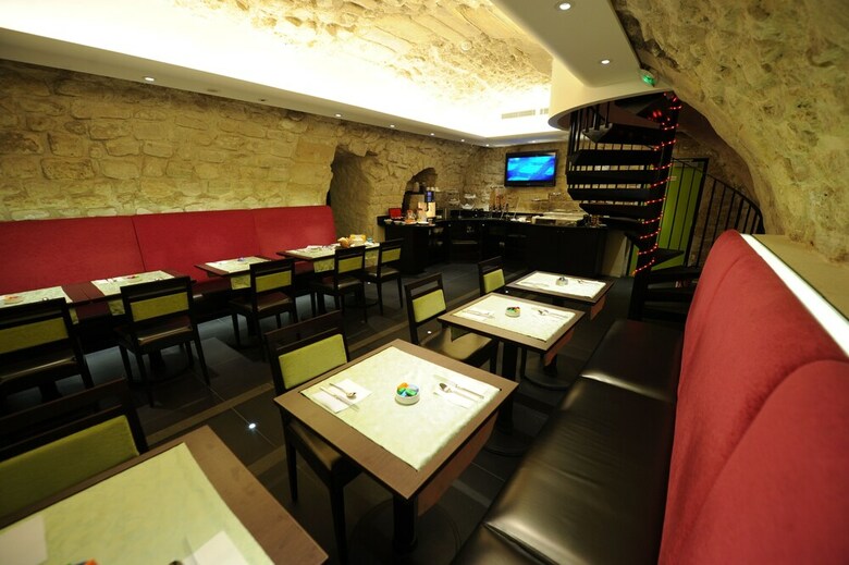 The Originals Boutique Hotel Du Vieux Saule Paris Le Marais