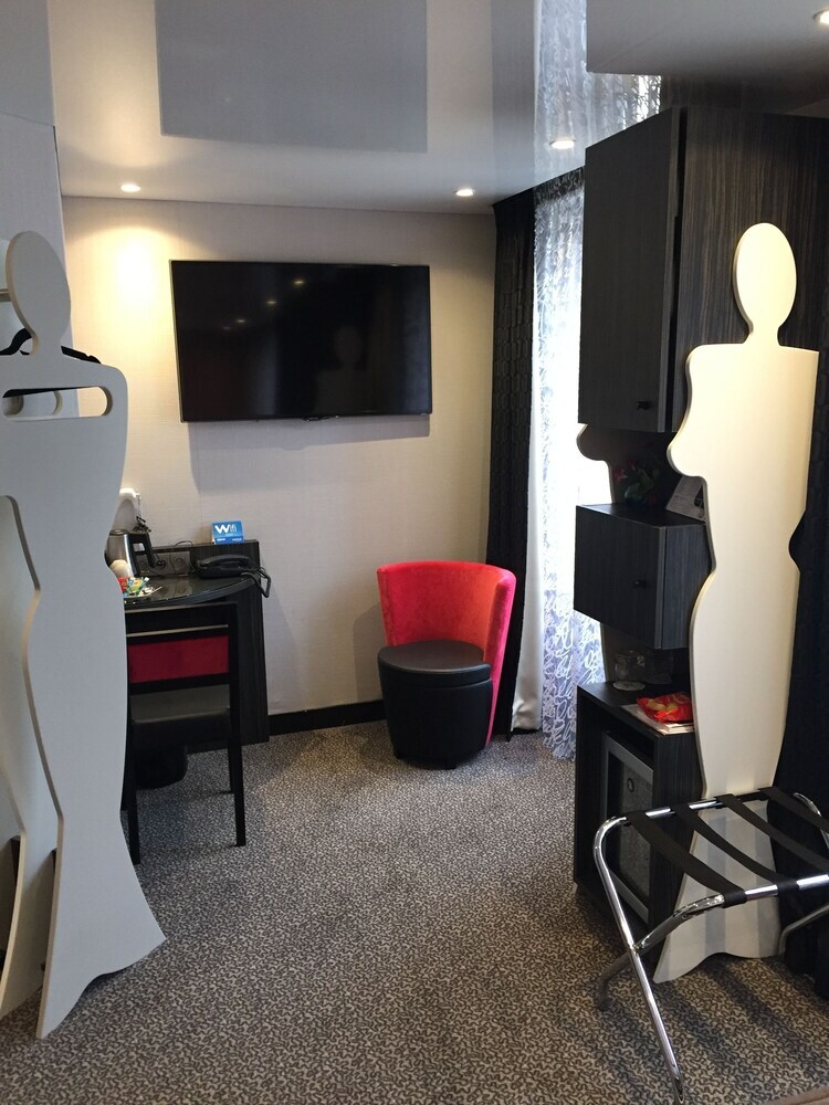 The Originals Boutique Hotel Du Vieux Saule Paris Le Marais