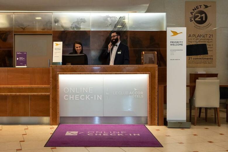 Hotel Mercure Budapest Korona