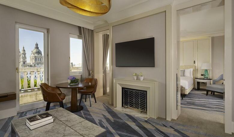 Hotel The Ritz-carlton Budapest