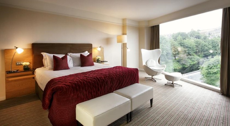 The River Lee Hotel