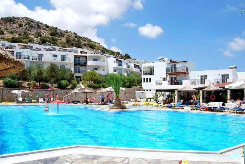 Semiramis Village Hotel