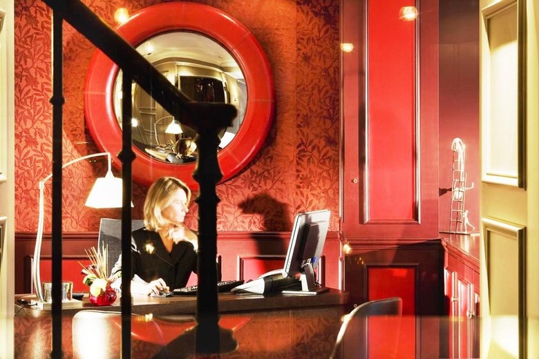 Hotel H�tel Des Academies Et Des Arts