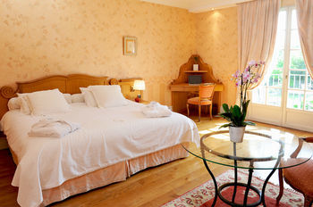 Hotel Chateau De Brindos