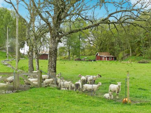 One-bedroom Holiday Home In Brastad 2