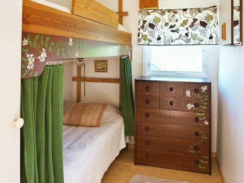 Two-bedroom Holiday Home In Falkenberg 1