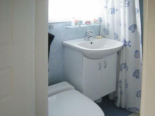 Two-bedroom Holiday Home In Falkenberg 2