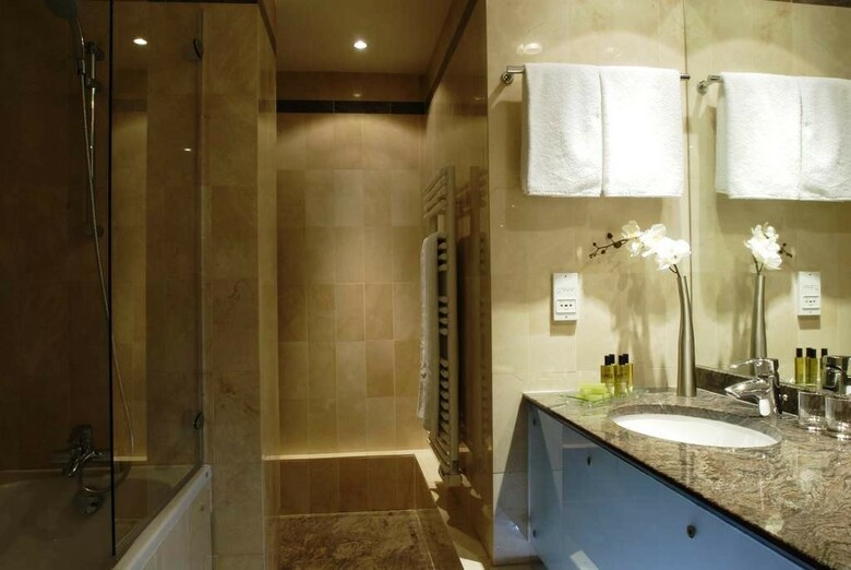 Hotel Adagio City Haussman Champs-elysees