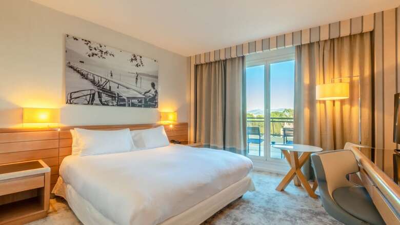 Hotel Holiday Inn Resort