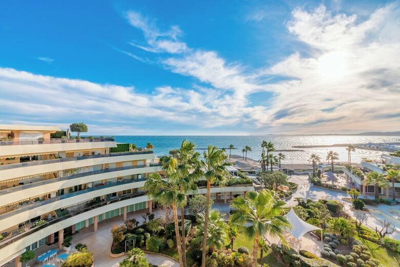 Hotel Holiday Inn Resort