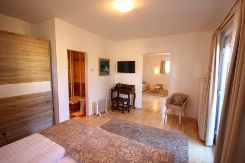 Hotel R�sch