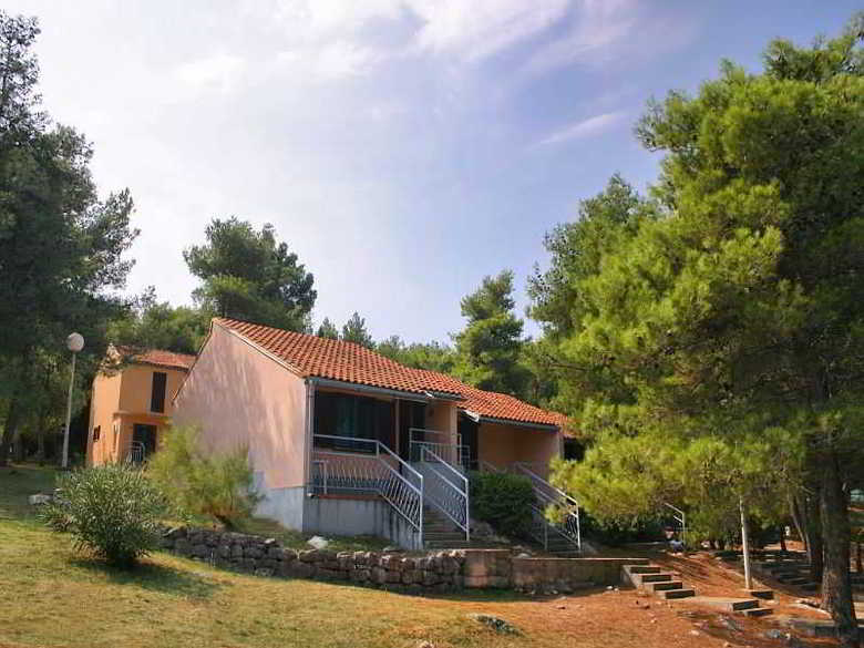 Hotel Kanegra Apartamentos