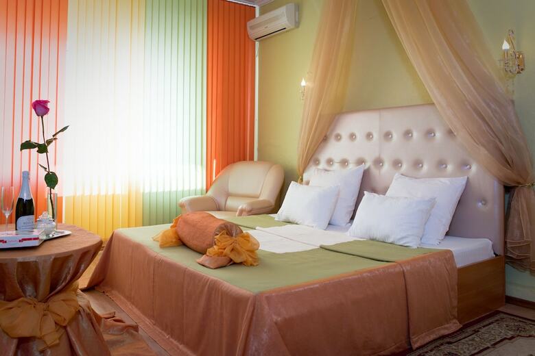 Zhuravli Park Hotel