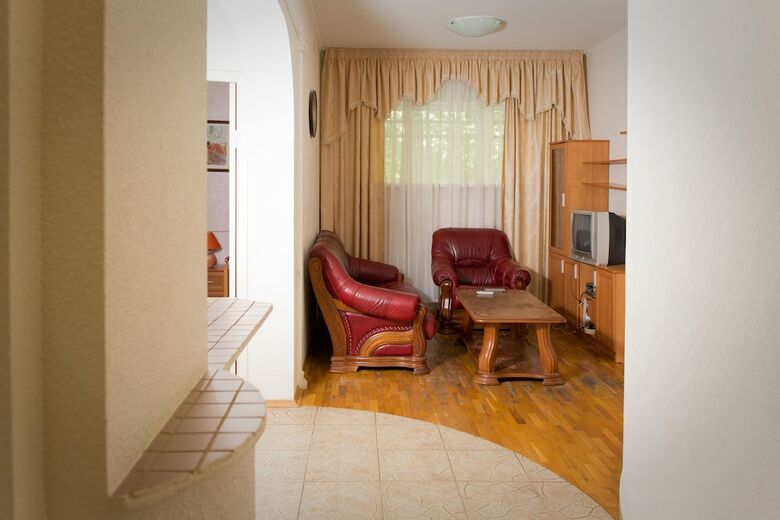 Zhuravli Park Hotel
