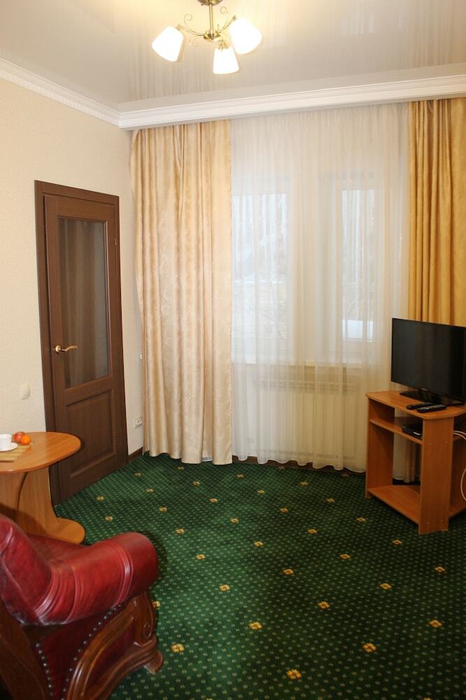 Zhuravli Park Hotel