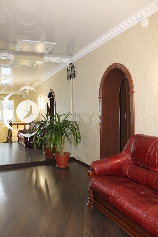 Zhuravli Park Hotel