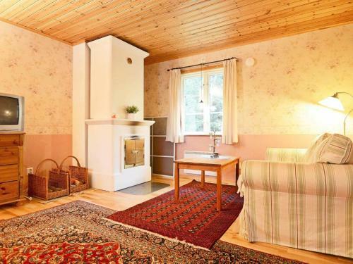 Three-bedroom Holiday Home In Vissefj�rda