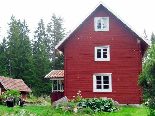 Two-bedroom Holiday Home In Vissefj�rda 2