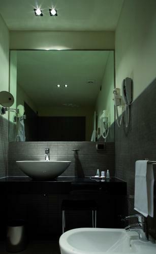 Hotel Ovest
