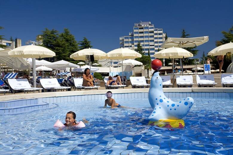 Valamar Crystal Hotel