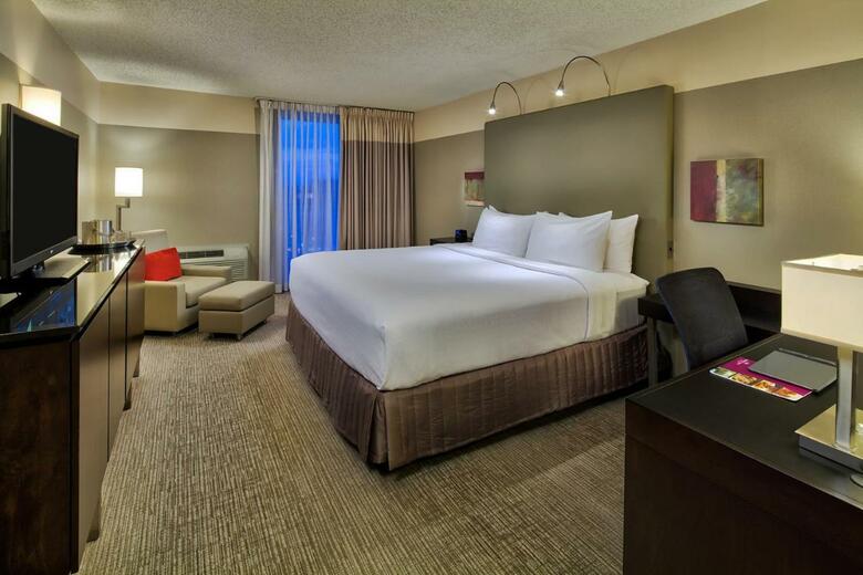 Hotel Crowne Plaza - Chicago West Loop By Ihg