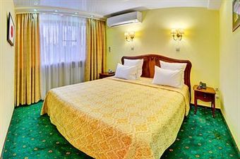Yuzhniy Hotel
