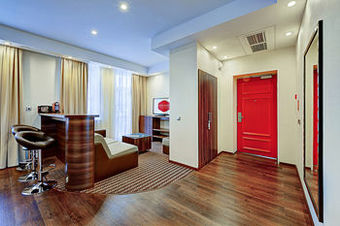 Yuzhniy Hotel