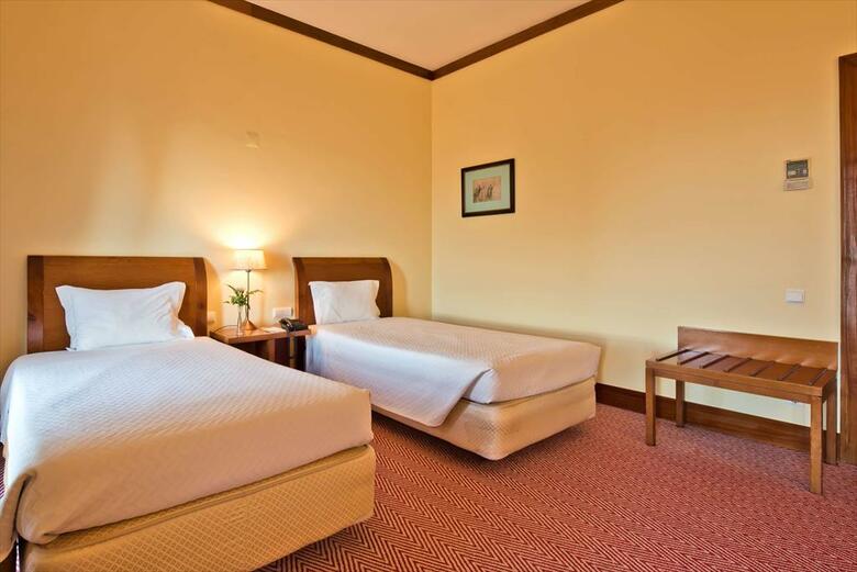 Golden Tulip Caramulo Hotel