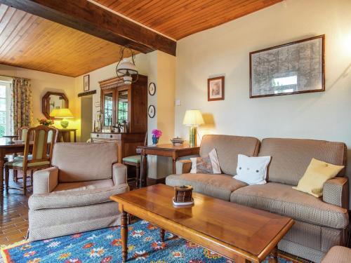 Maison De Vacances - Le Vieil Baug�