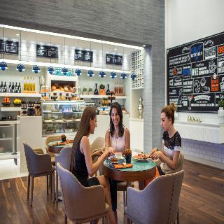Hotel Burgu Arjaan By Rotana
