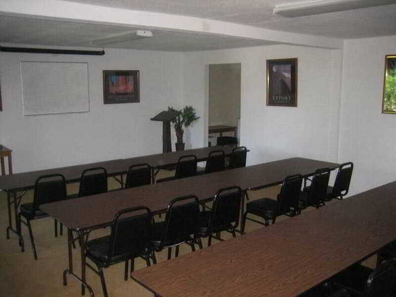 Hotel Howard Johnson Inn And Suites