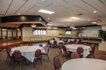 Clarion Hotel & Conference Center
